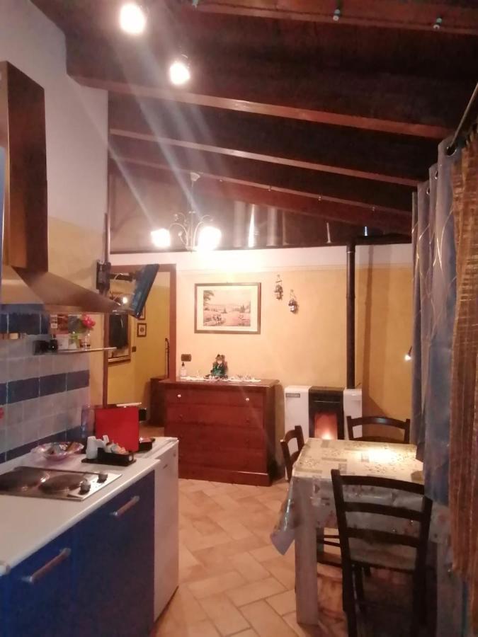 Il Castagneto Acomodação com café da manhã Camerino Exterior foto